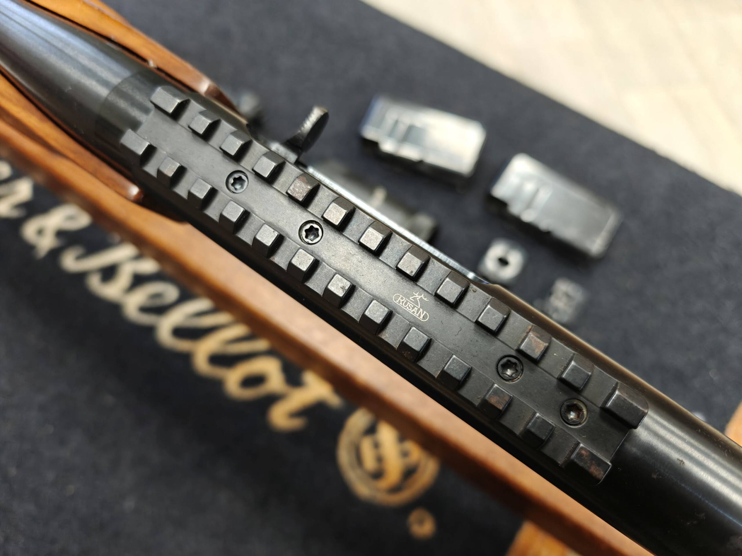 Remington Model 750 Woodsmaster s Fuzyon WA 1-6x24 optikom - Slika 5